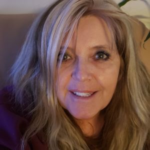 Meet your Posher, Kimberlee